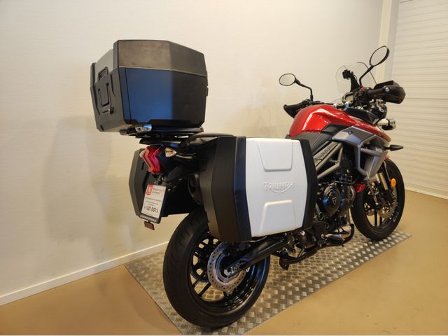 triumph - tiger-800-xrt