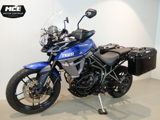 triumph - tiger-800-xrx