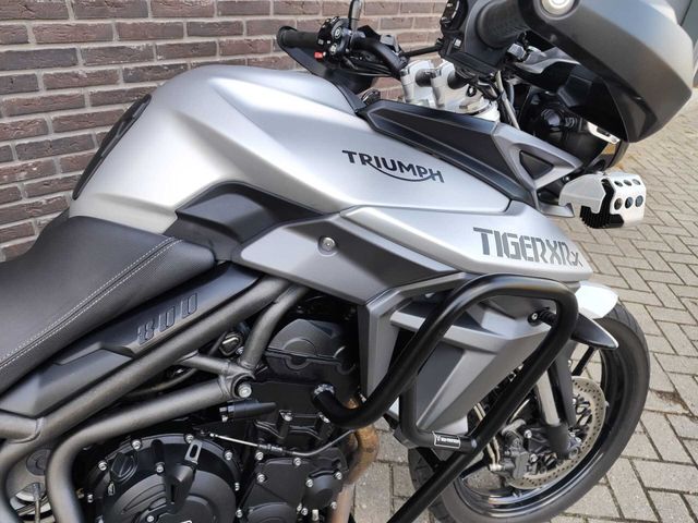 triumph - tiger-800-xrx