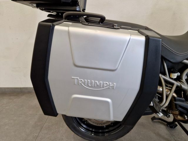 triumph - tiger-800-xrx