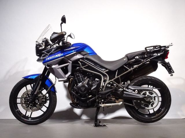 triumph - tiger-800-xrx