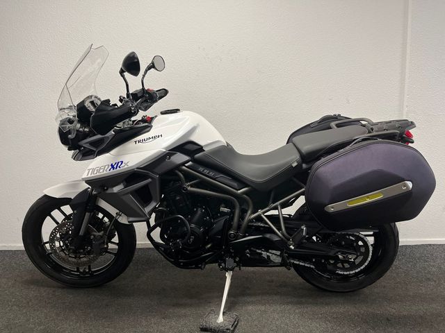 triumph - tiger-800-xrx