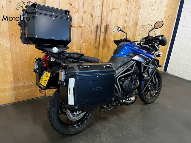 triumph - tiger-800-xrx