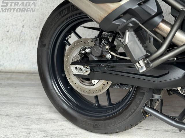 triumph - tiger-800-xrx