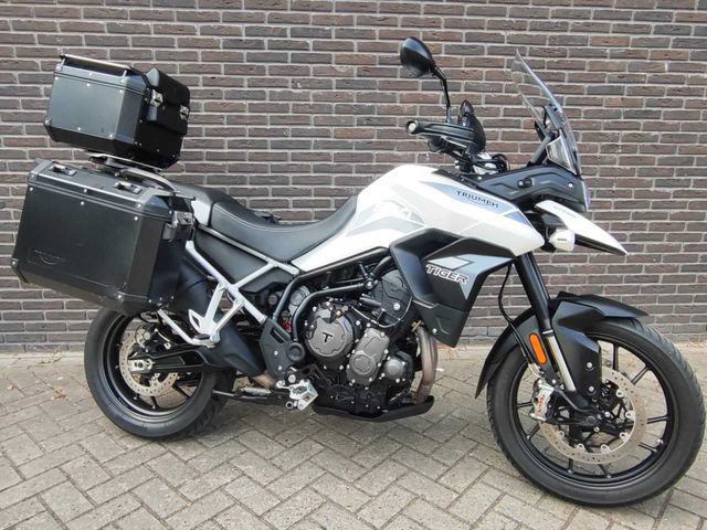 triumph - tiger-900-gt-pro