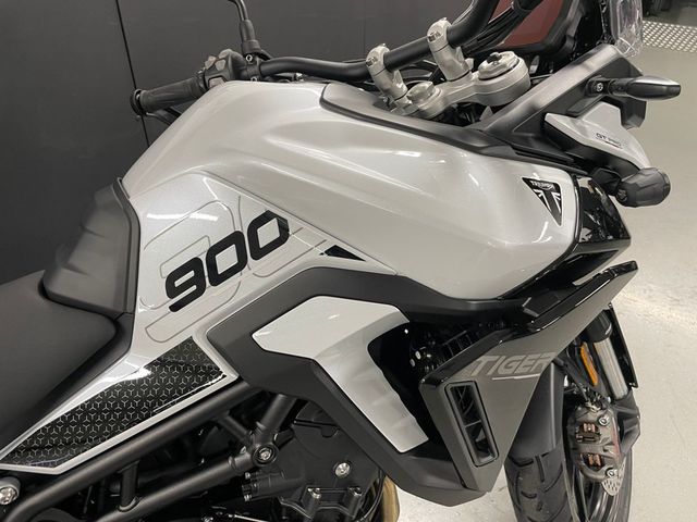 triumph - tiger-900-gt-pro
