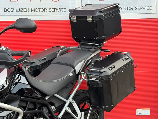 triumph - tiger-900-gt-pro