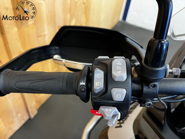 triumph - tiger-900-gt-pro