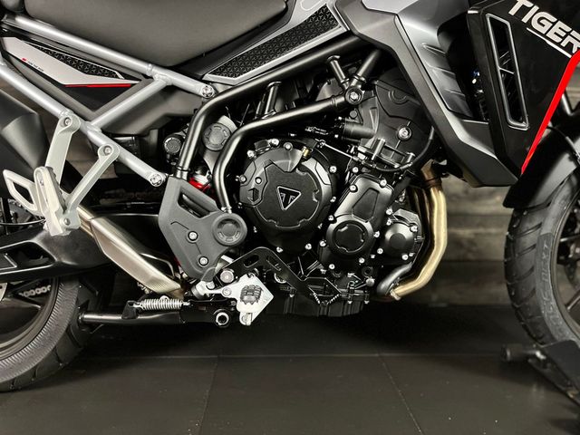triumph - tiger-900-gt-pro