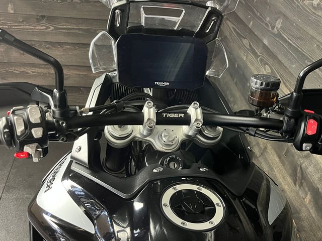 triumph - tiger-900-gt-pro