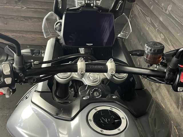 triumph - tiger-900-gt-pro