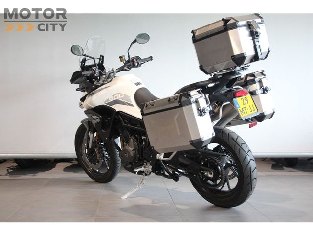 triumph - tiger-900-gt-pro