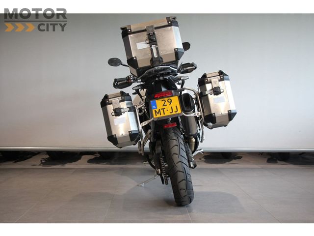 triumph - tiger-900-gt-pro