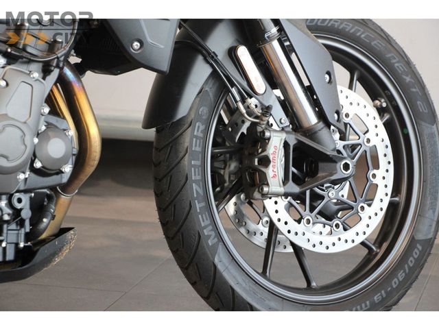 triumph - tiger-900-gt-pro