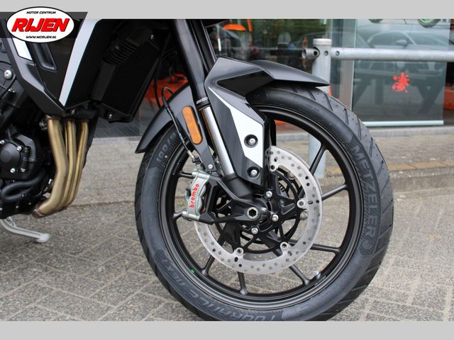 triumph - tiger-900-gt-pro