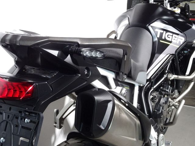 triumph - tiger-900-rally-aragon-edition