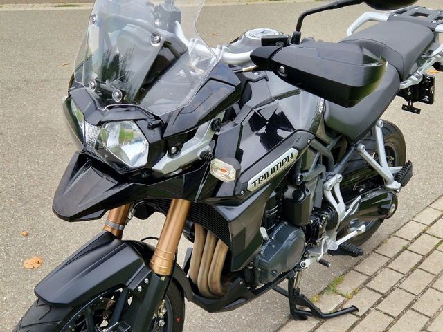 triumph - tiger-explorer