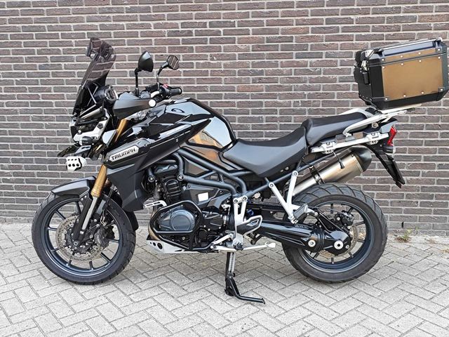 triumph - tiger-explorer