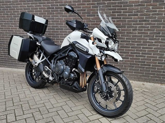 triumph - tiger-explorer