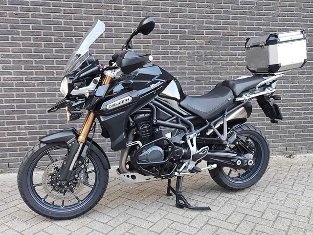 triumph - tiger-explorer