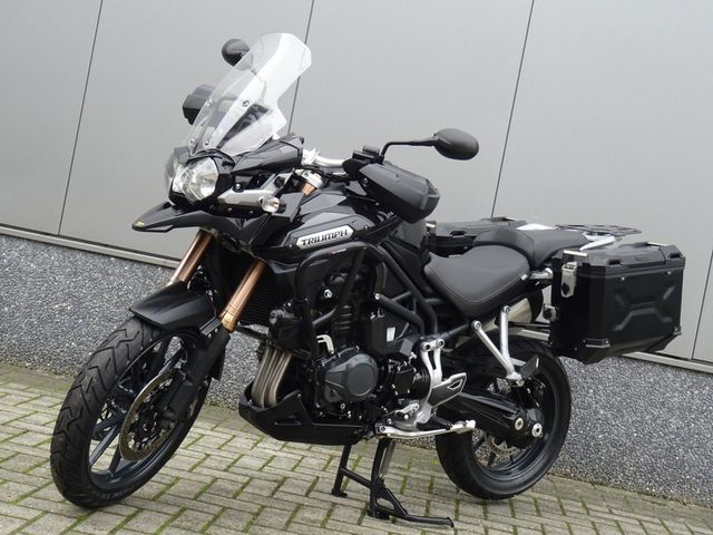 triumph - tiger-explorer