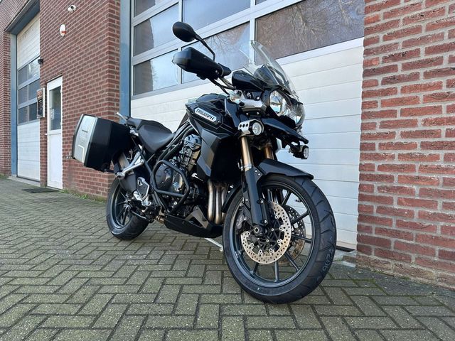 triumph - tiger-explorer