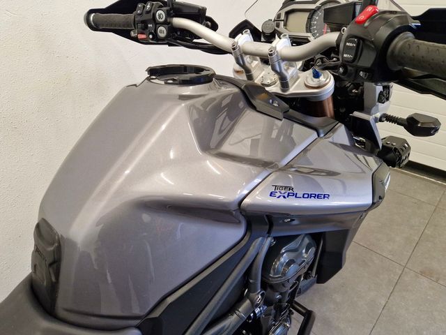 triumph - tiger-explorer