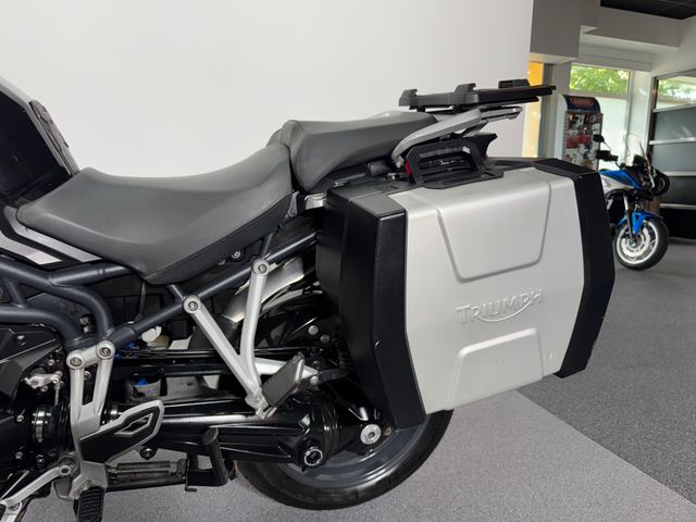 triumph - tiger-explorer