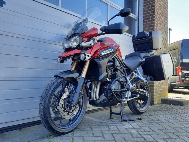 triumph - tiger-explorer
