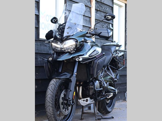triumph - tiger-explorer-xca