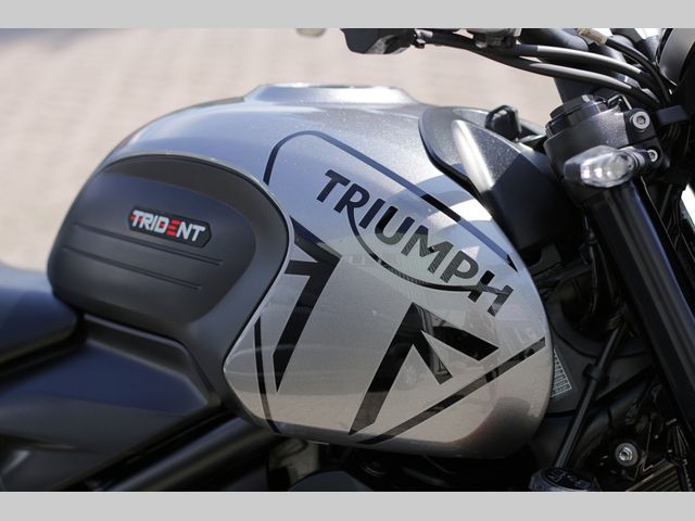 triumph - trident-660