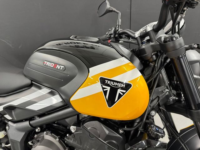 triumph - trident-660