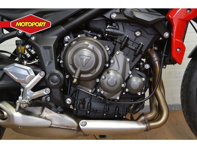 triumph - trident-660
