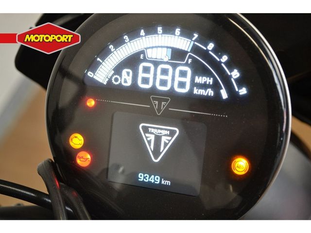 triumph - trident-660