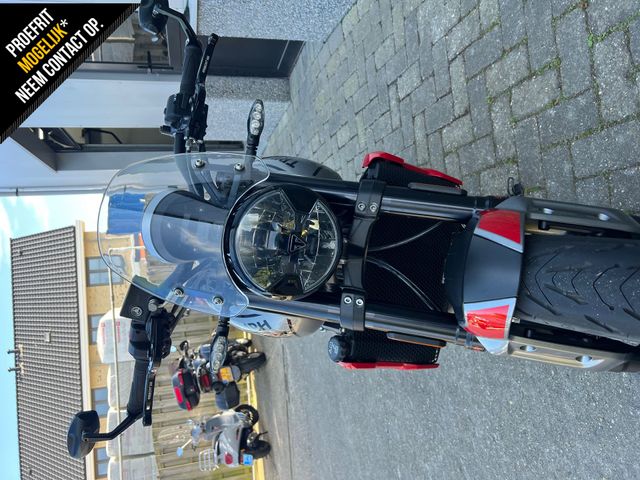 triumph - trident-660