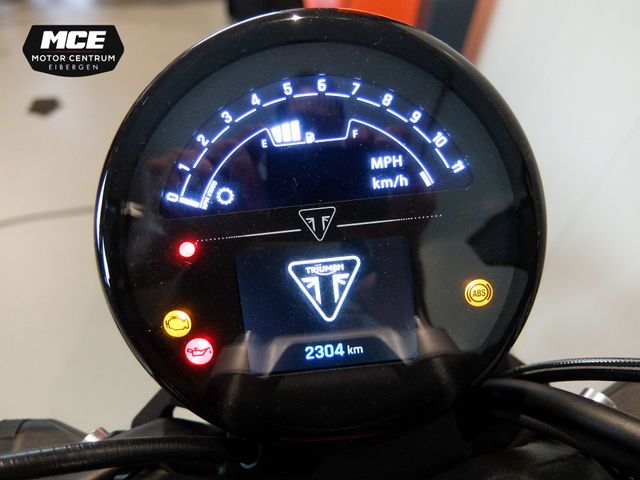 triumph - trident-660