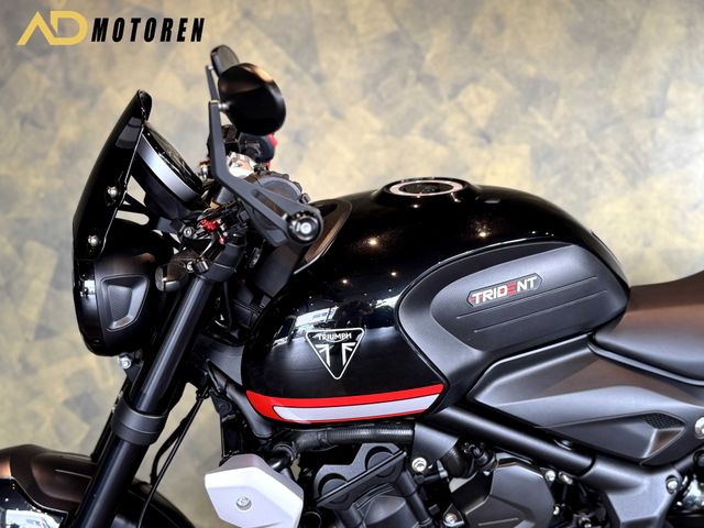 triumph - trident-660