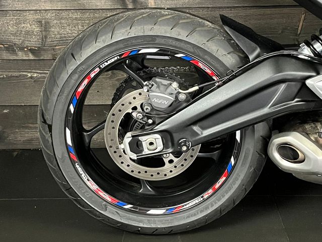 triumph - trident-660
