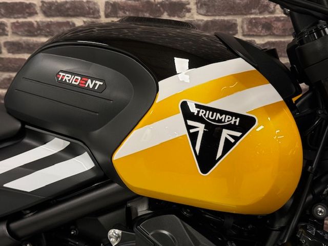 triumph - trident-900