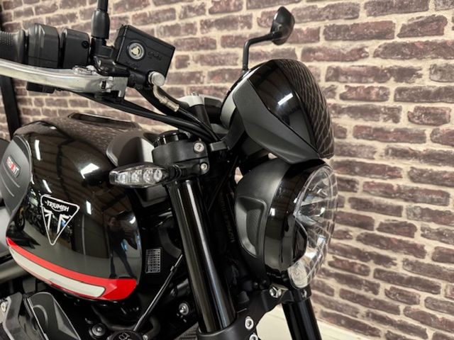 triumph - trident-900