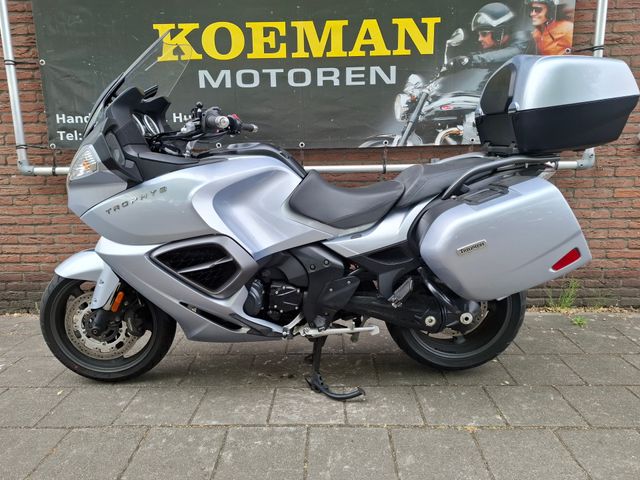 triumph - trophy-1215-se