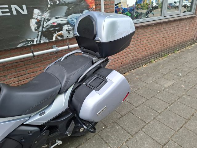 triumph - trophy-1215-se