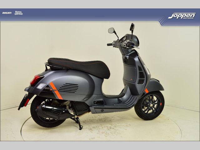 vespa - gts-125-supersport