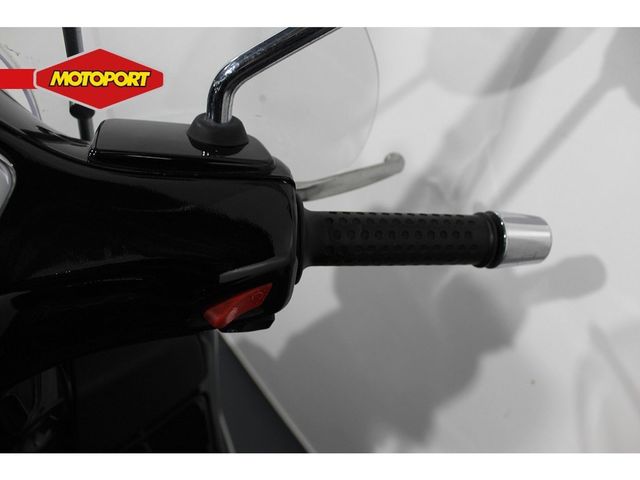 vespa - gts-250