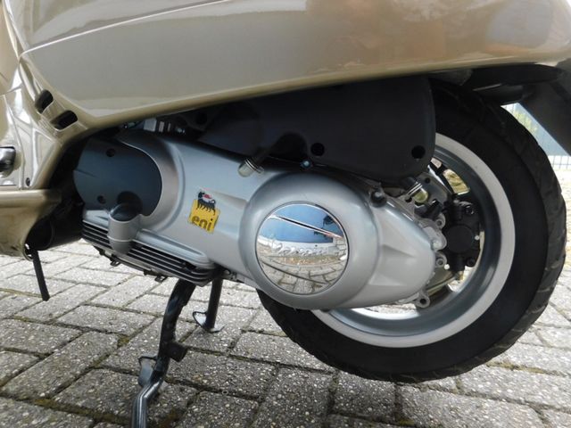 vespa - gts-250-ie