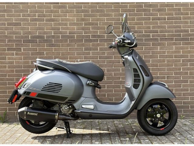 vespa - gts-300