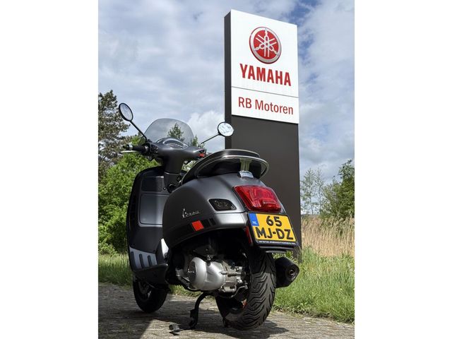 vespa - gts-300