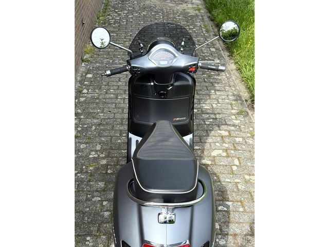 vespa - gts-300