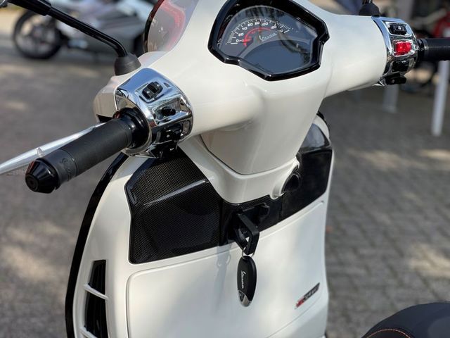 vespa - gts-300-hpe