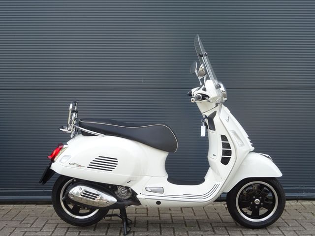 vespa - gts-300-hpe